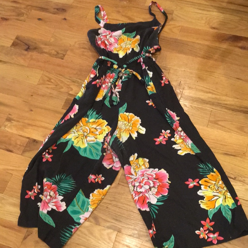 Floral Old Navy jumpsuit